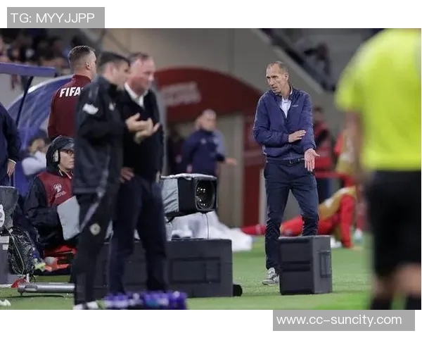 摩纳哥主帅许特尔面临下课危机俱乐部积极寻找新任教练人选 摩纳哥主帅许特尔面临下课危机俱乐部积极寻找新任教练人选