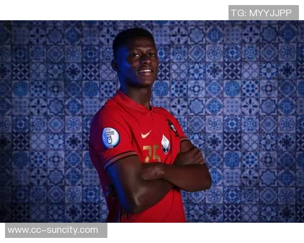 努诺门德斯社交媒体庆祝喜讯荣获年度第六冠荣耀归来