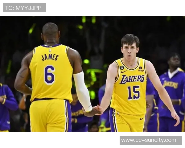 卢卡缺阵期间夫斯表现惊艳三场比赛场均4010如今三节已得36分9篮板